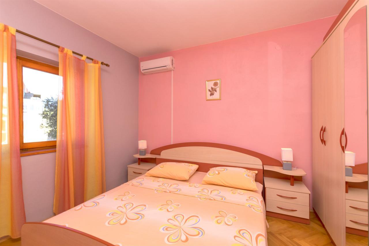 Apartments Albina Бродарица Экстерьер фото